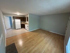 5150 Linbar Dr in Nashville, TN - Building Photo - Building Photo