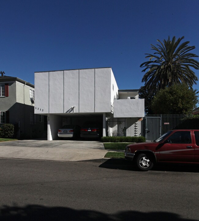 1312 N Citrus Ave in Los Angeles, CA - Foto de edificio - Building Photo