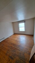 107 S 8th St, Unit B in Goshen, IN - Building Photo - Building Photo