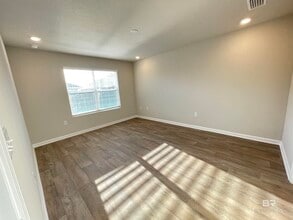 20615 Mercury Dr in Robertsdale, AL - Building Photo - Building Photo