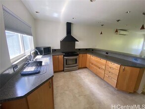 94-1473 Ka?ahumanu St in Aiea, HI - Building Photo - Building Photo