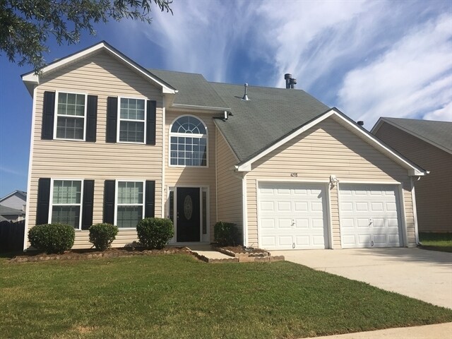 4298 Persian Ct in Snellville, GA - Building Photo