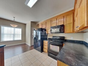 220 Ash Dr in Mocksville, NC - Foto de edificio - Building Photo