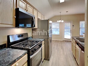 270 Adobe Terrace S in Montgomery, TX - Building Photo - Building Photo