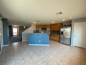 668 Magrath St in Las Vegas, NV - Building Photo - Building Photo