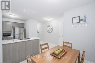 15 Carere Crescent in Guelph, ON - Building Photo - Building Photo