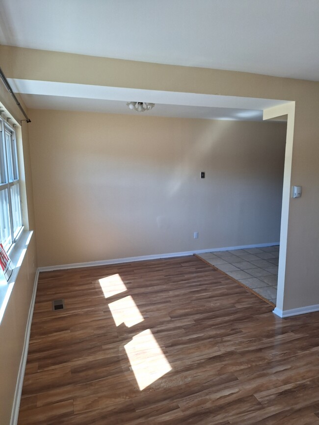 719 Red Lion Rd in Philadelphia, PA - Building Photo - Building Photo