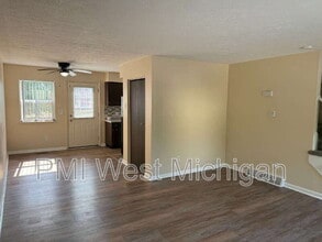 4254 Bond St in Holt, MI - Building Photo - Building Photo