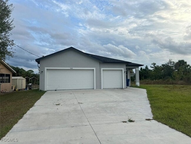 5008 Idaho Ln in La Belle, FL - Building Photo - Building Photo