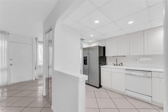 1401 S Federal Hwy in Boca Raton, FL - Building Photo - Building Photo