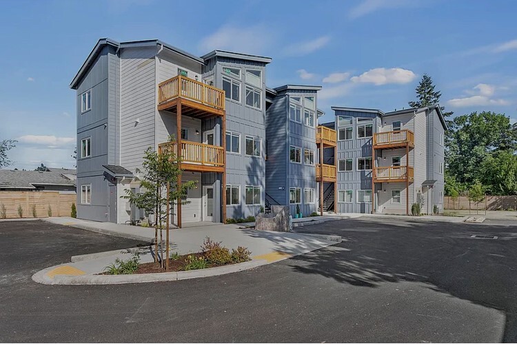 Grant Crossing at 3rd in Canby, OR - Foto de edificio