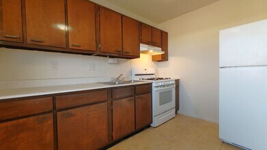 308 General Marshall St NE in Albuquerque, NM - Building Photo - Building Photo