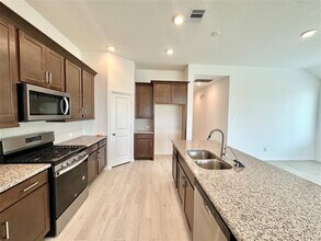 6622 Canary Knl Ct in Richmond, TX - Foto de edificio - Building Photo