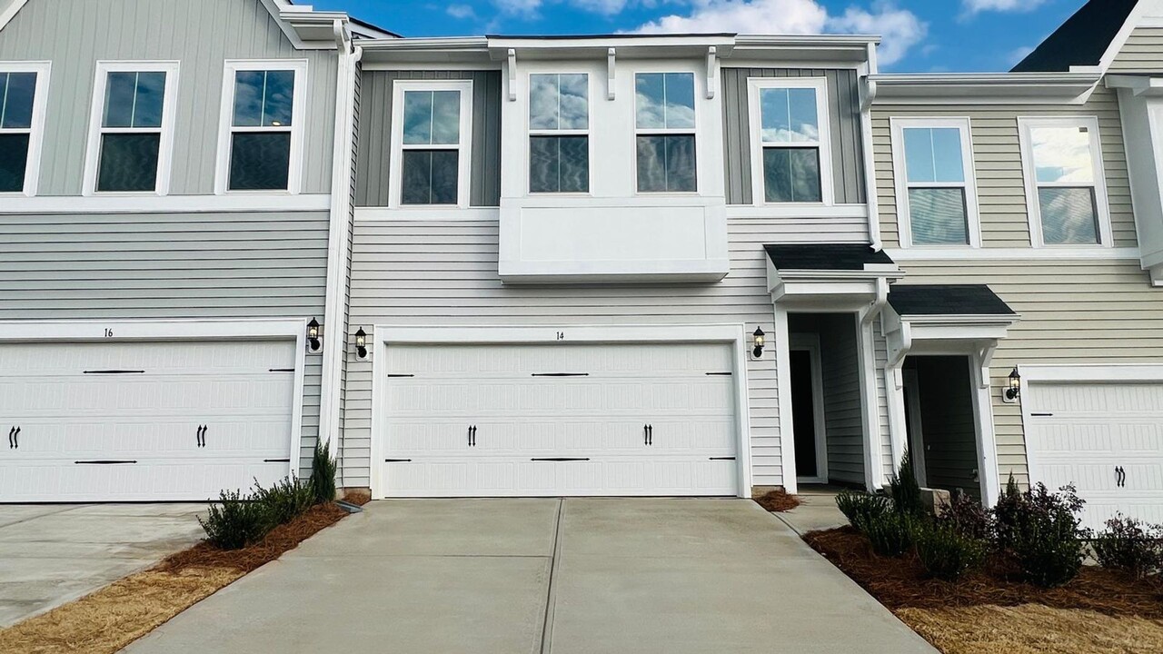 14 Nettle Ln in Clayton, NC - Building Photo