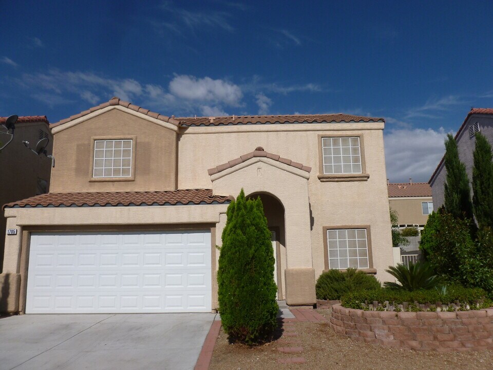 1705 Encarta St in Las Vegas, NV - Foto de edificio