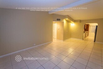 254 Glouchester St in Boca Raton, FL - Building Photo - Building Photo