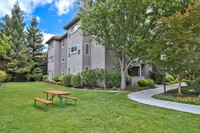 Warburton Village Apartment in Santa Clara, CA - Building Photo - Building Photo