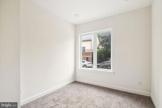 1843 N 6th St, Unit 10 in Philadelphia, PA - Building Photo - Building Photo