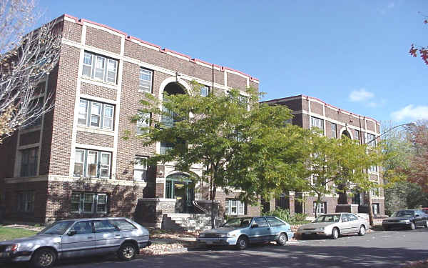 Powderhorn Terrace Apartments in Minneapolis, MN - Foto de edificio - Building Photo