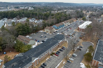 420 Emmett ST in Bristol, CT - Building Photo - Building Photo