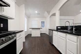 10130 Williams Field Dr in Houston, TX - Building Photo - Building Photo