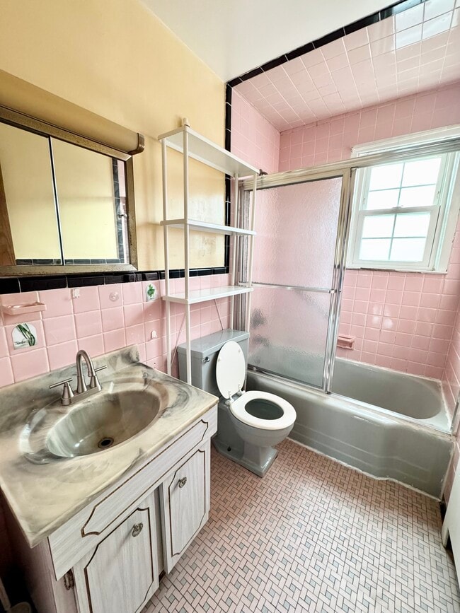 32 Bayley Ave in Yonkers, NY - Building Photo - Building Photo