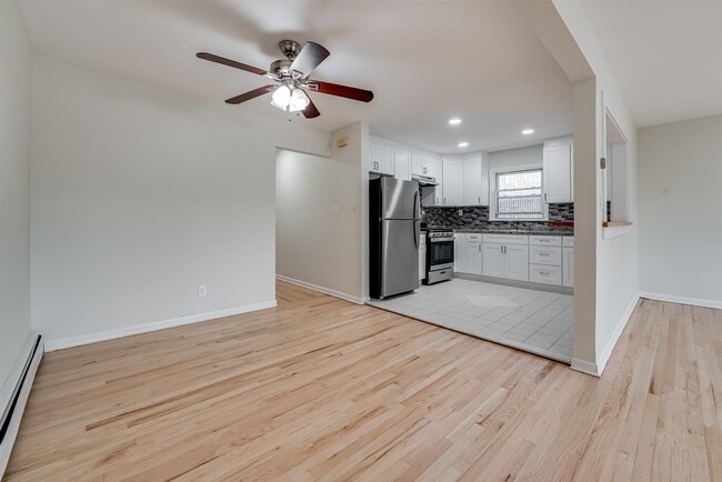 263 Palisade Ave in Cliffside Park, NJ - Building Photo - Building Photo