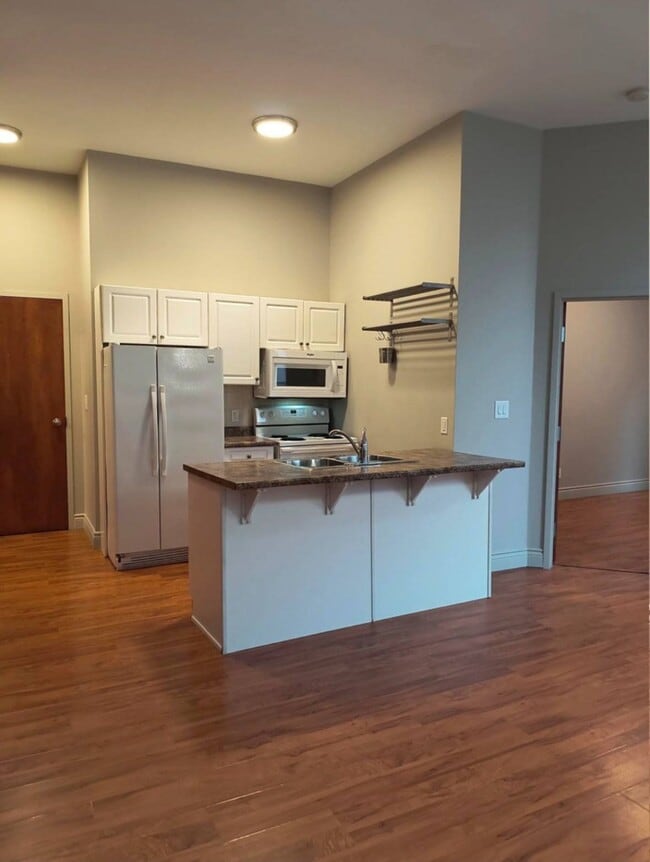 202-78 Dalhousie St in Brantford, ON - Building Photo - Building Photo