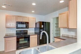 4862 S Chex Way in Boise, ID - Building Photo - Building Photo