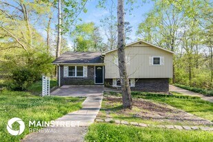 4501 Oak Dr in Pinson, AL - Building Photo
