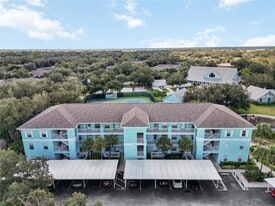 19385 Water Oak Drive in Port Charlotte, FL - Building Photo