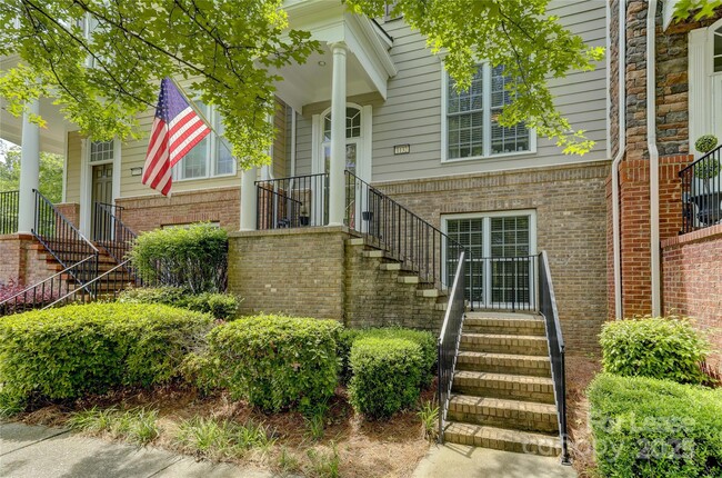 1132 Drayton Ct in Fort Mill, SC - Building Photo - Building Photo
