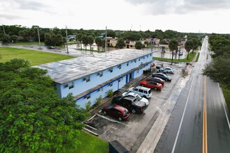 Emerald V in Stuart, FL - Building Photo - Building Photo