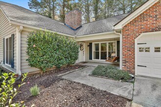 1709 Yarborough Dr in Peachtree City, GA - Building Photo - Building Photo