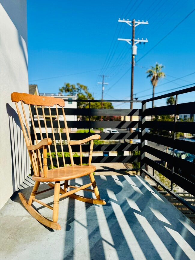 2-212 E 29th St in Los Angeles, CA - Building Photo - Building Photo