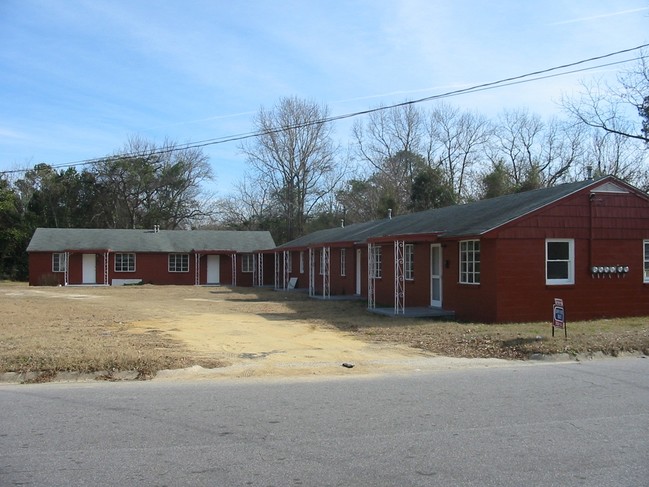 406 Gulley St in Goldsboro, NC - Foto de edificio - Building Photo