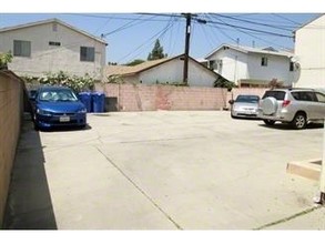 427 N Kingsley Dr in Los Angeles, CA - Building Photo - Building Photo