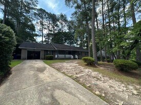 321 Bahama Loop in Fayetteville, NC - Building Photo
