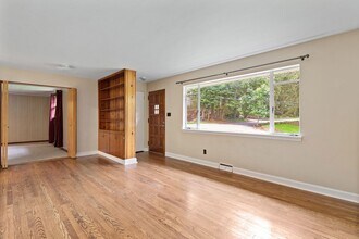 196 Morningside Dr in Asheville, NC - Building Photo - Building Photo