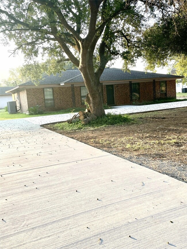 property at 811 Tori Rd