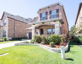 6337 Saddlebrook Way in Irving, TX - Building Photo - Building Photo