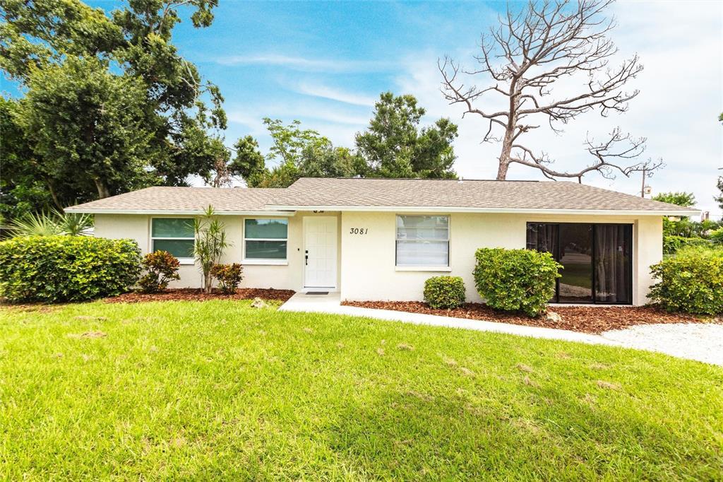 3081 Englewood Rd in Venice, FL - Building Photo