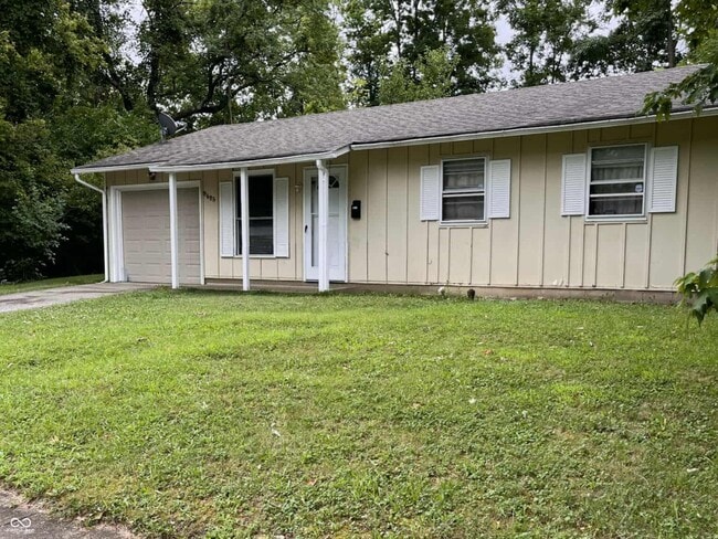 9425 Rochelle Dr in Indianapolis, IN - Building Photo - Building Photo