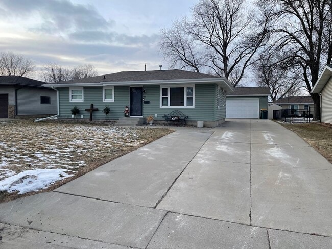 property at 411 7th St NE