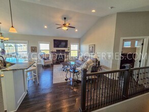 412 Timberview Dr in Adel, IA - Building Photo - Building Photo