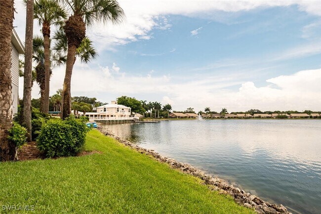 property at 2541 Citrus Lake Dr
