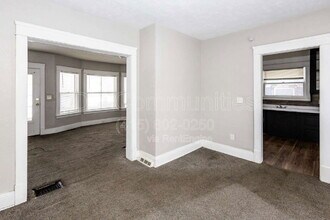 3390 E 135th St in Cleveland, OH - Building Photo - Building Photo