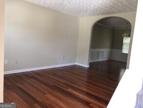 1351 Pinebreeze Ct in Marietta, GA - Building Photo - Building Photo