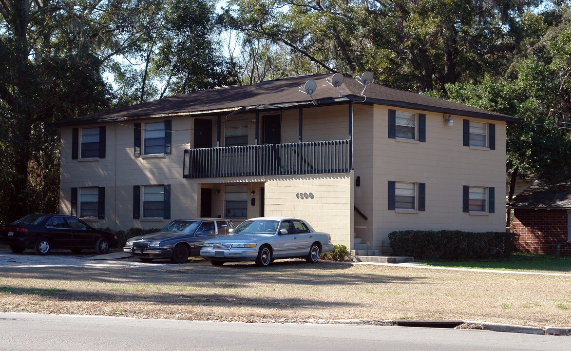 4500 Pearl St in Jacksonville, FL - Foto de edificio