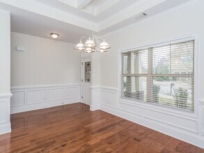 104 Society St in Mcdonough, GA - Foto de edificio - Building Photo